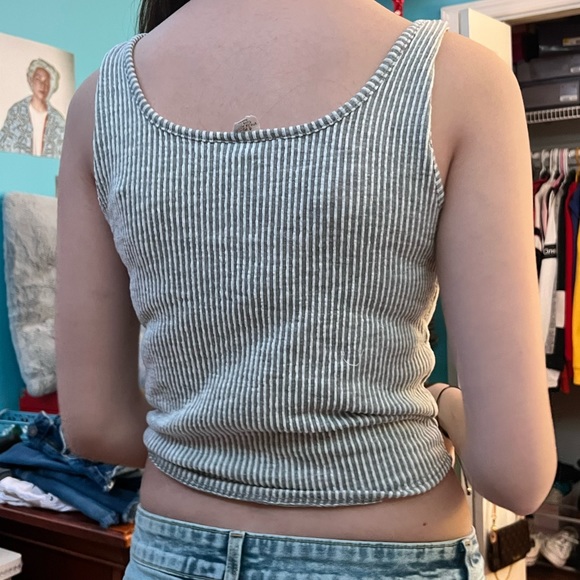 Brand- caution to the wind
tank top - Picture 3 of 3